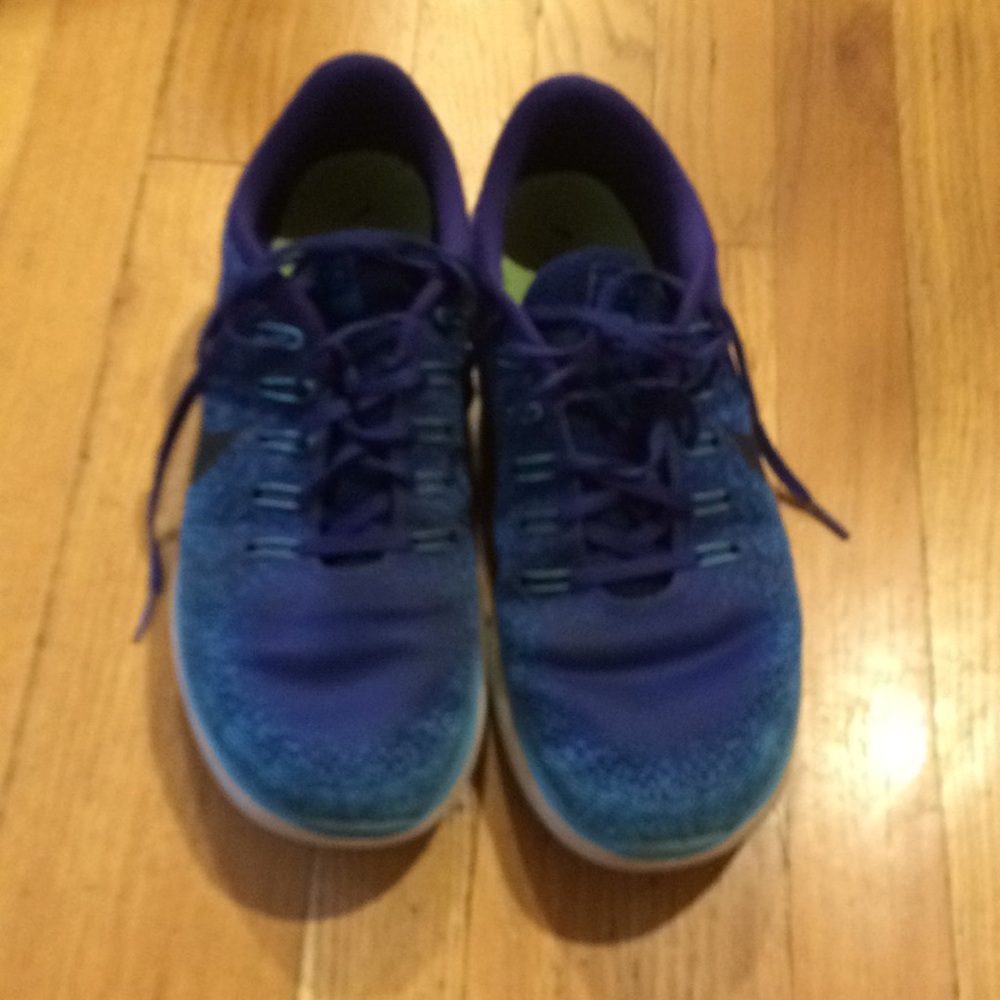 Nike shoes